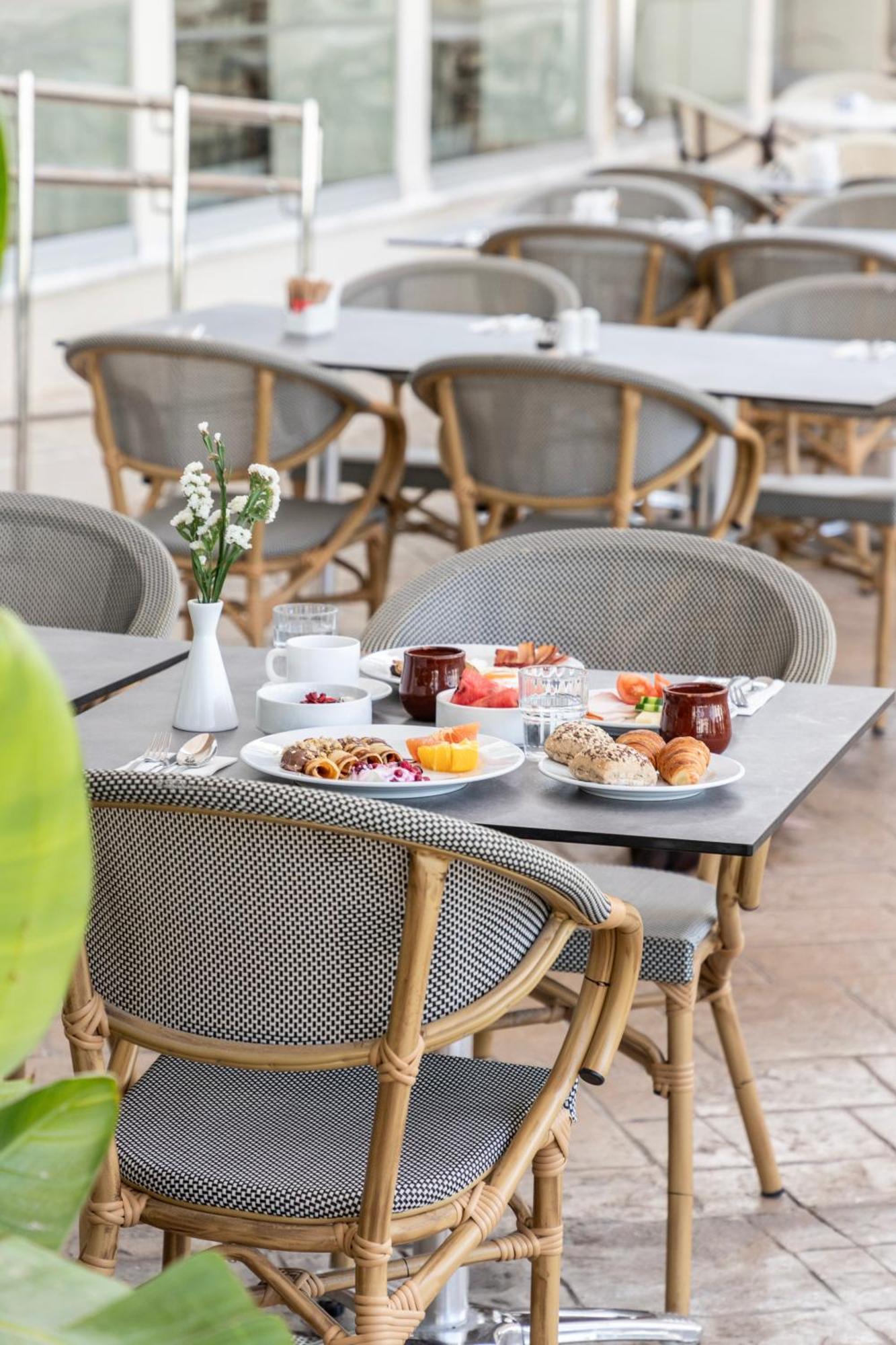 Hotel Louis Paphos Breeze Klorakas Esterno foto