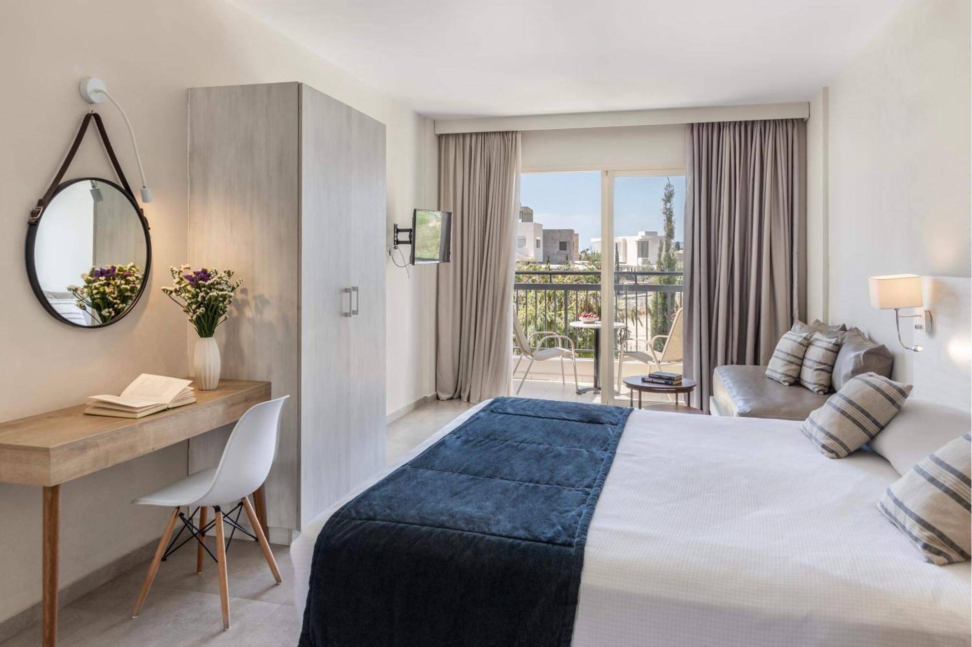Hotel Louis Paphos Breeze Klorakas Esterno foto